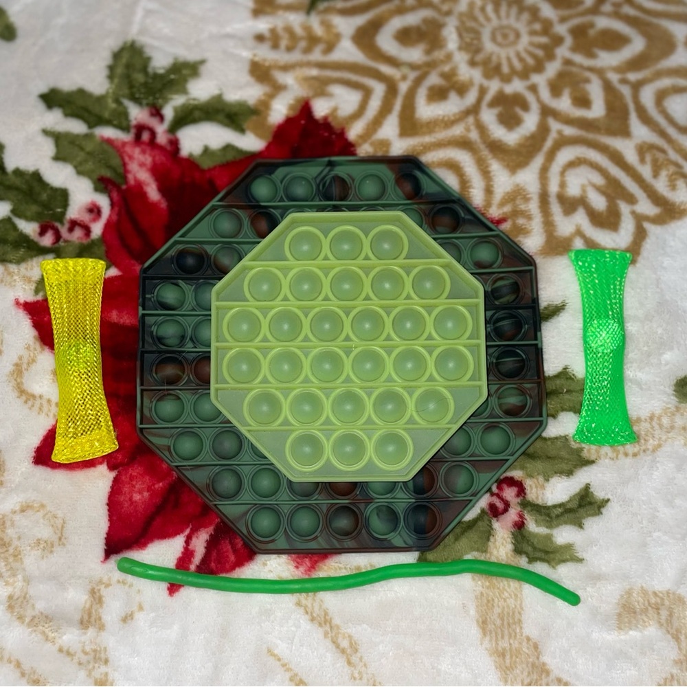 5 fidgets